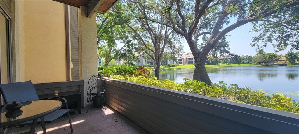 10263 GANDY BOULEVARD N UNIT 2111 ST PETERSBURG, FL 33702