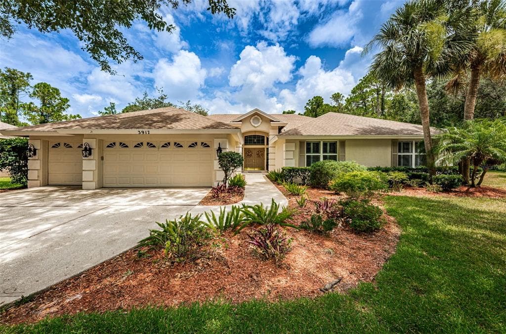 3917 SAYWOOD COURT
