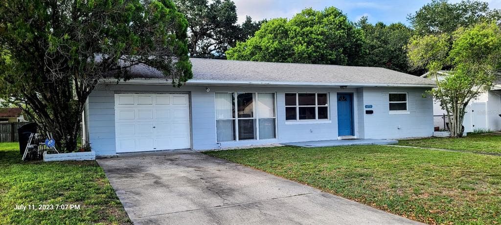 6771 37TH AVENUE N ST PETERSBURG, FL 33710