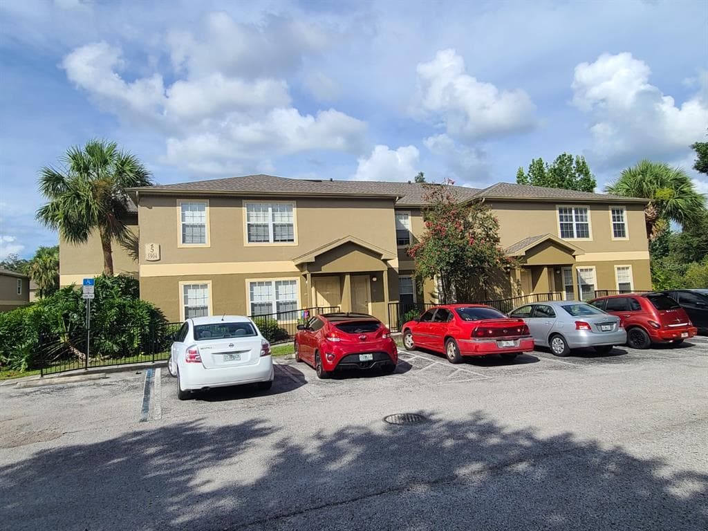 5904 WILLOW RIDGE DRIVE UNIT 203 ZEPHYRHILLS, FL 33541