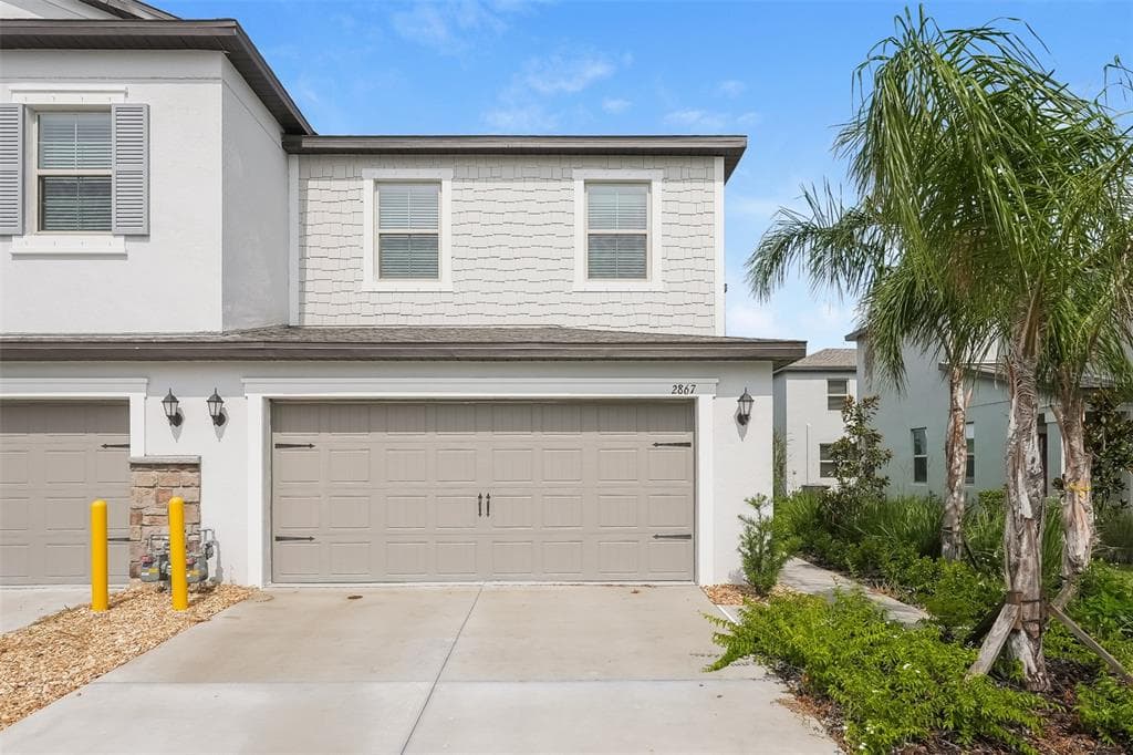 2867 GRIDIRON ISLE NEW PORT RICHEY, FL 34655
