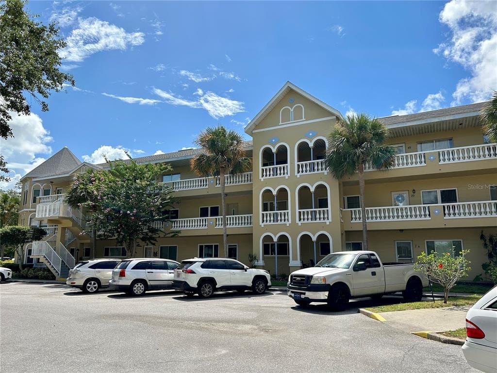 2221 NORWEGIAN DRIVE UNIT 33 CLEARWATER, FL 33763