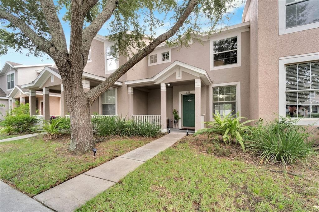 1561 DEER TREE LANE BRANDON, FL 33510