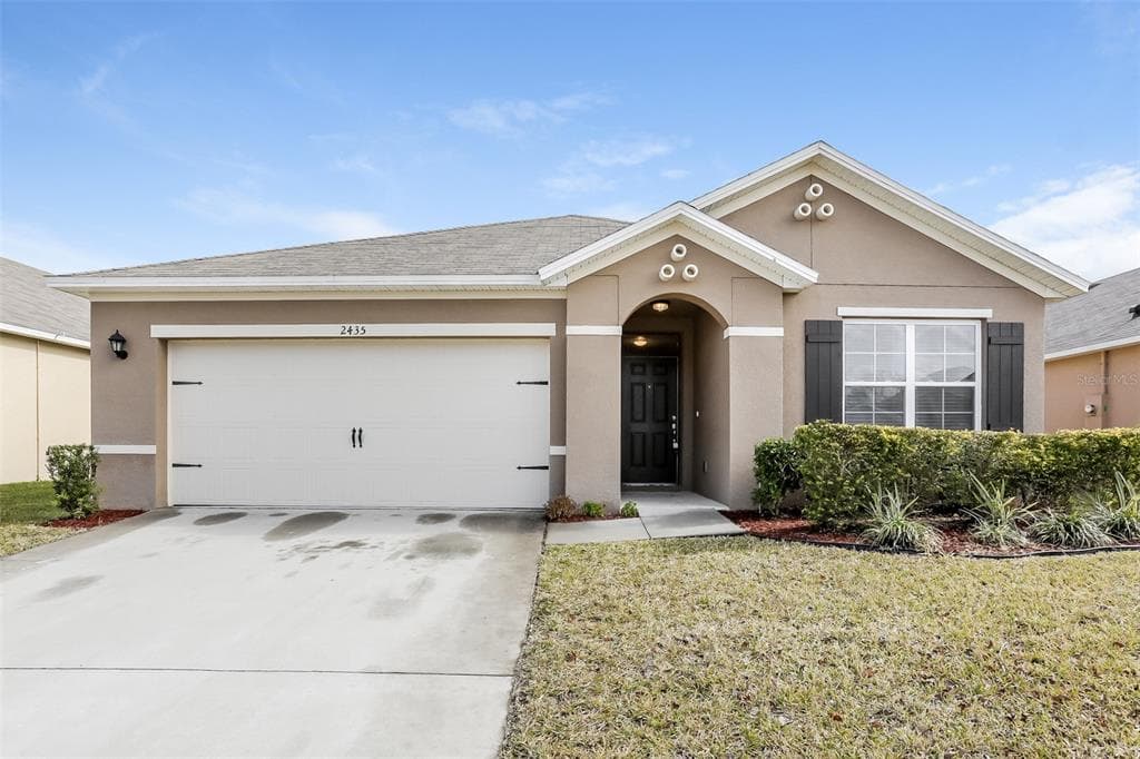 2435 VALHALLA DRIVE TAVARES, FL 32778