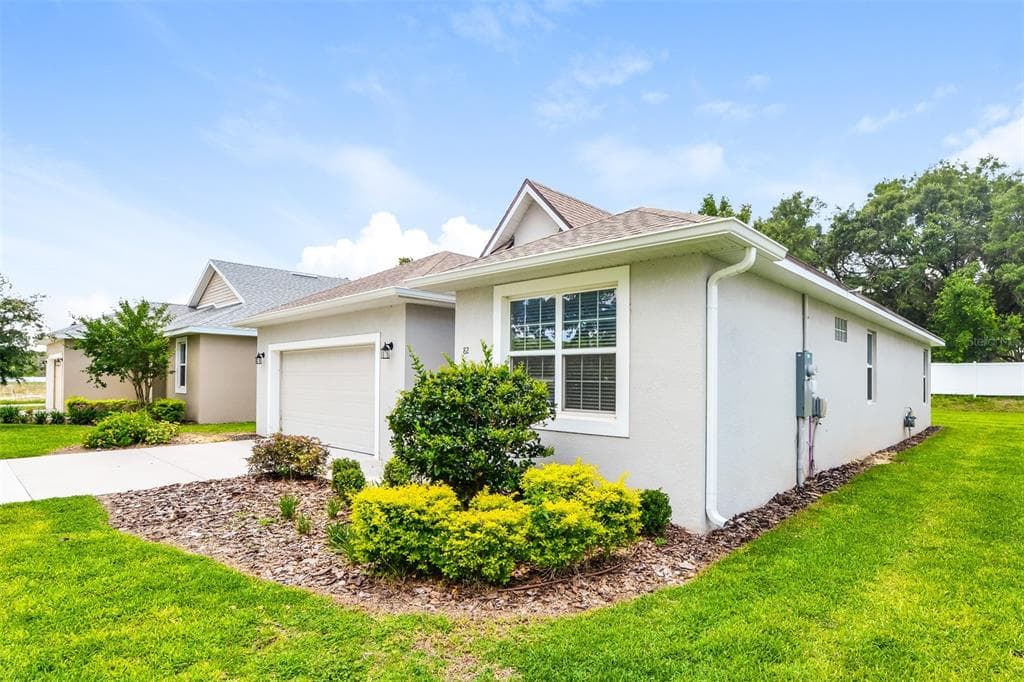 86 ELEVEN OAKS CIRCLE EUSTIS, FL 32726