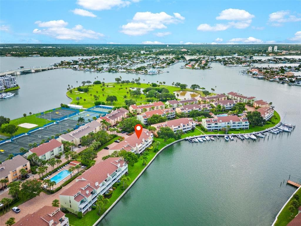 455 HAVEN POINT DRIVE TREASURE ISLAND, FL 33706
