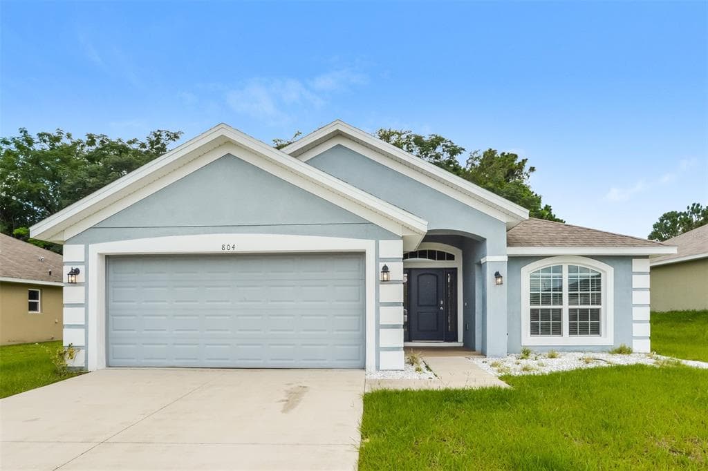 804 CHELSEA AVENUE FRUITLAND PARK, FL 34731