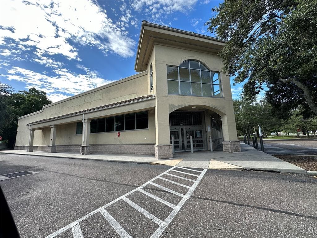 3917 N NEBRASKA AVENUE TAMPA, FL 33603