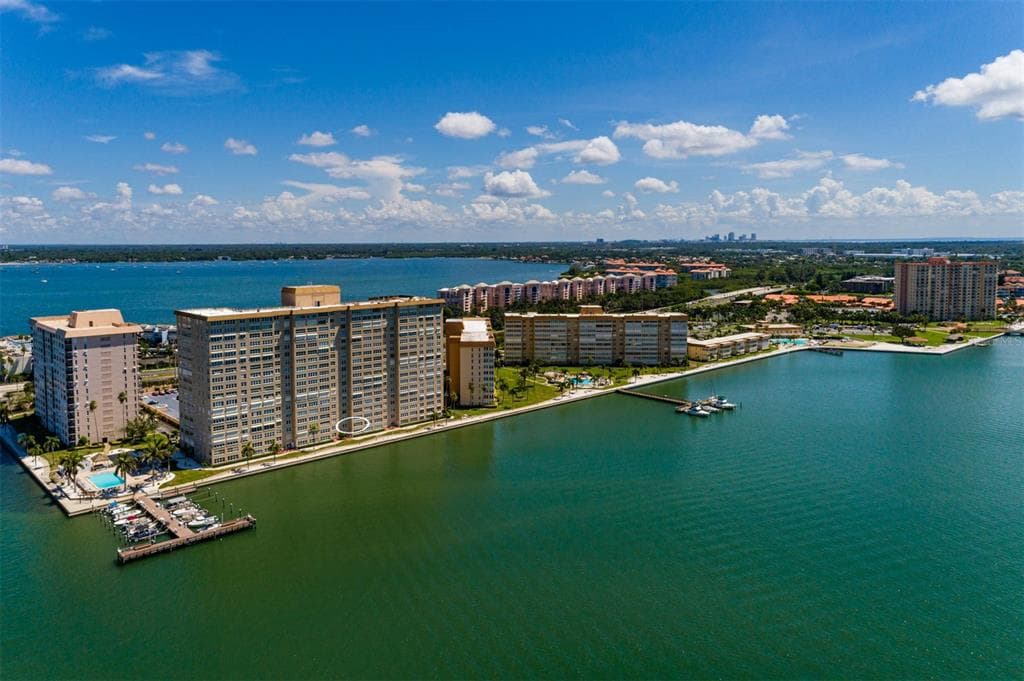 5200 BRITTANY DRIVE S UNIT 205 ST PETERSBURG, FL 33715