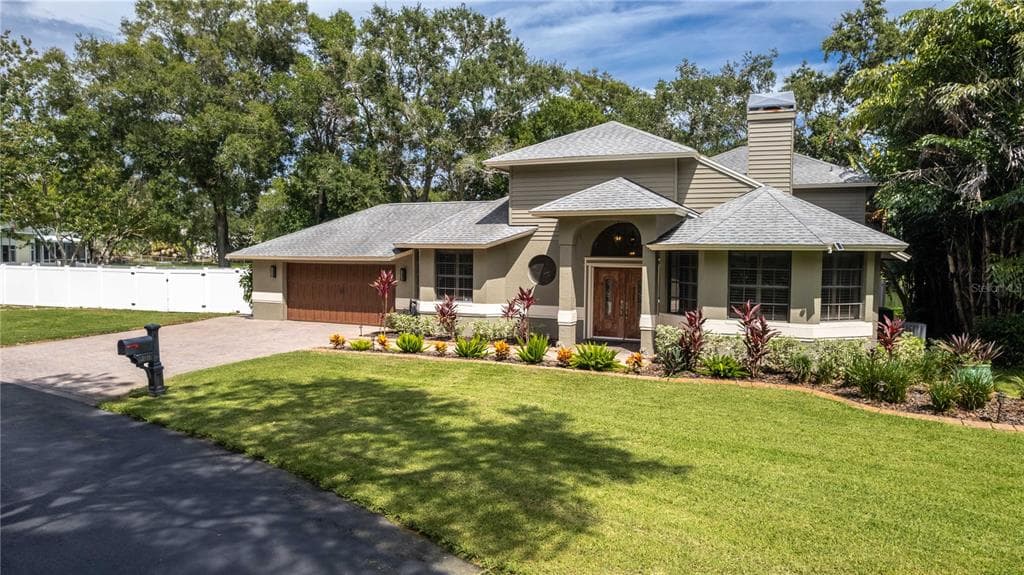 1511 CHATEAU WOOD DRIVE