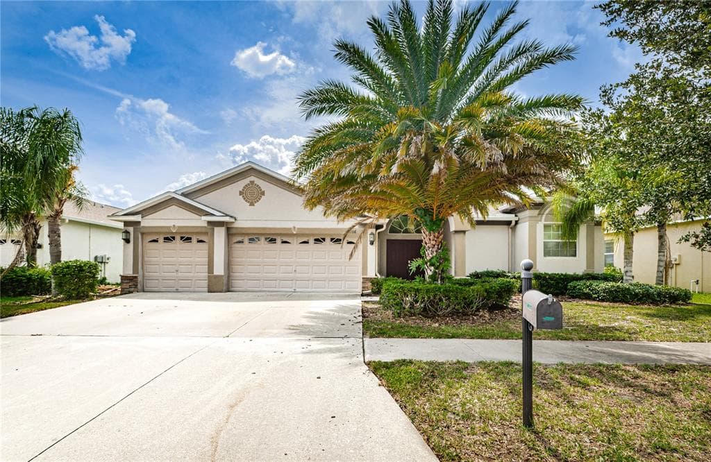 20106 BLUE DAZE AVENUE TAMPA, FL 33647