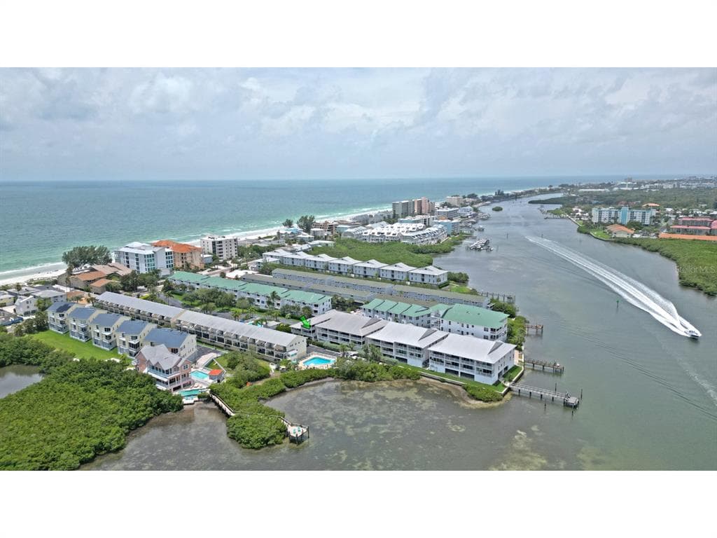 19811 GULF BOULEVARD UNIT 402