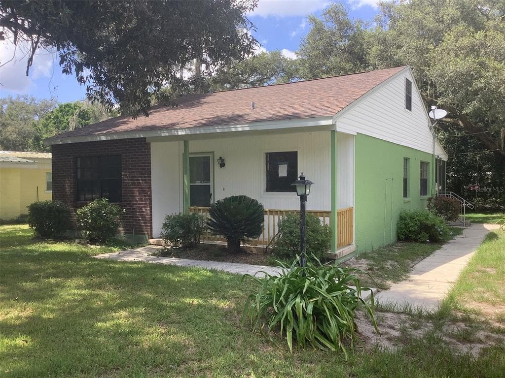 33433 RIDGE MANOR BOULEVARD DADE CITY, FL 33523