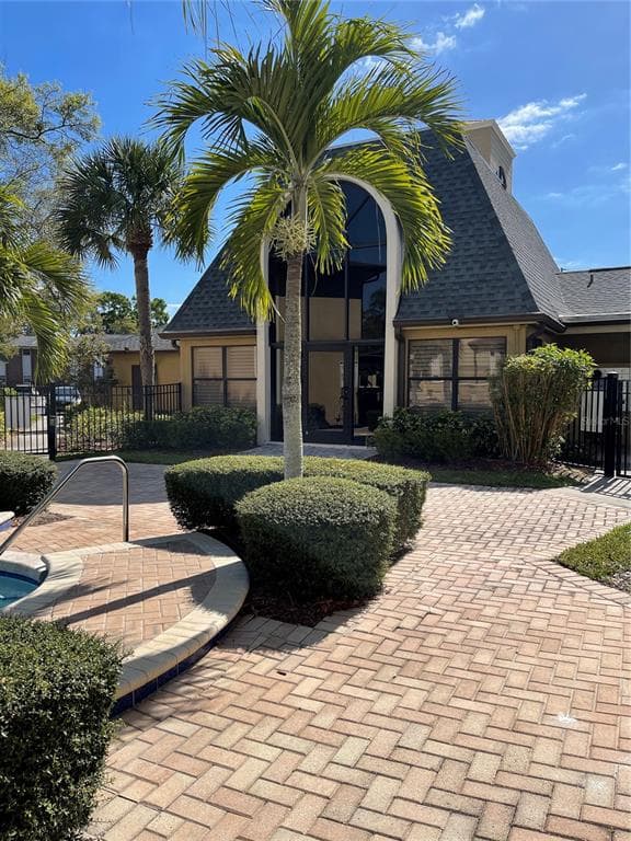 10195 SAILWINDS BOULEVARD N UNIT 108 LARGO, FL 33773