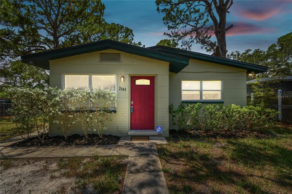 2343 8TH STREET S ST PETERSBURG, FL 33705