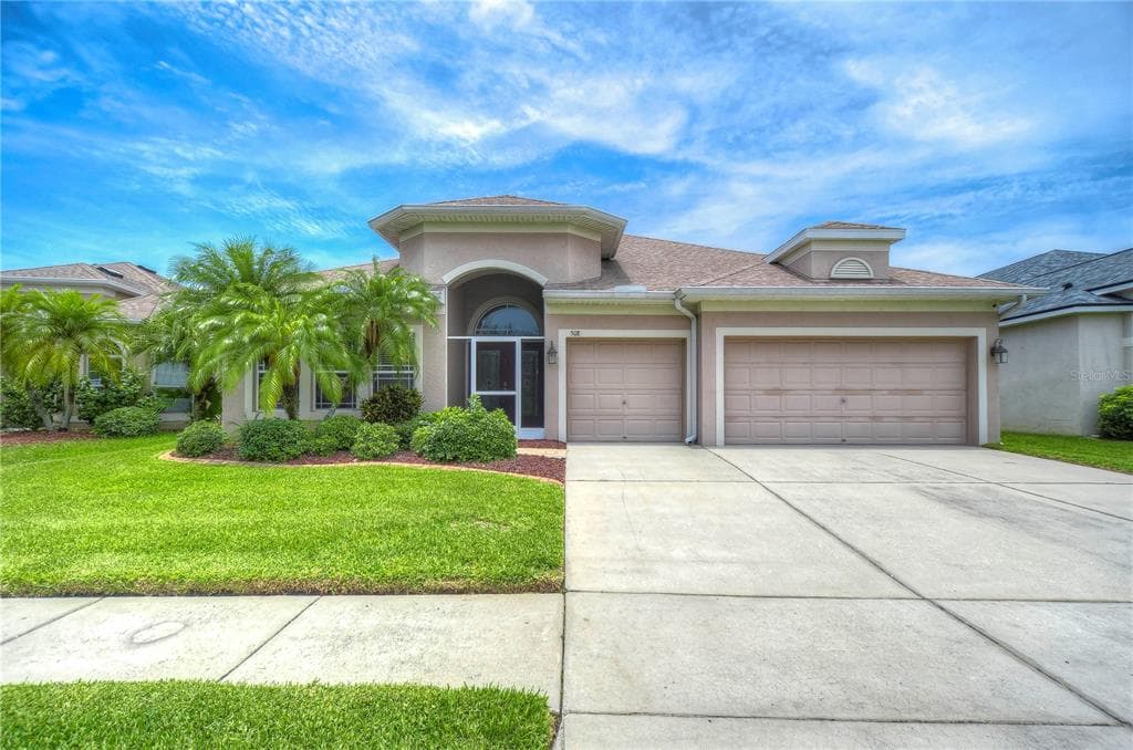 508 YORK DALE DRIVE RUSKIN, FL 33570