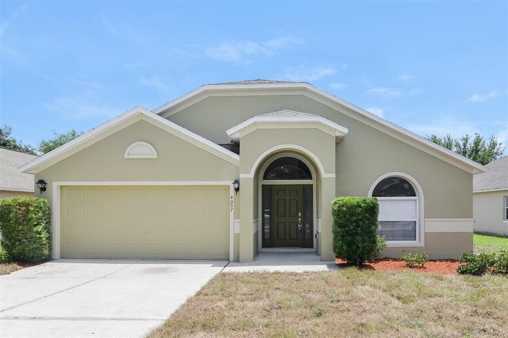 4067 WALTHAM FOREST DRIVE TAVARES, FL 32778