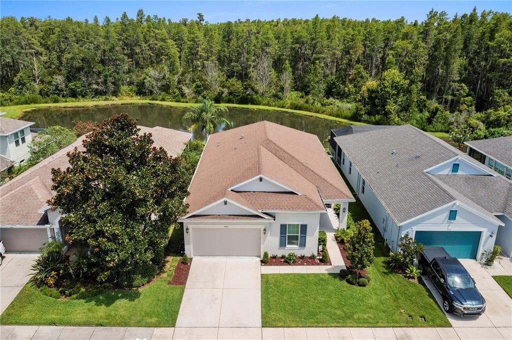 4766 ROLLING GREEN DRIVE WESLEY CHAPEL, FL 33543