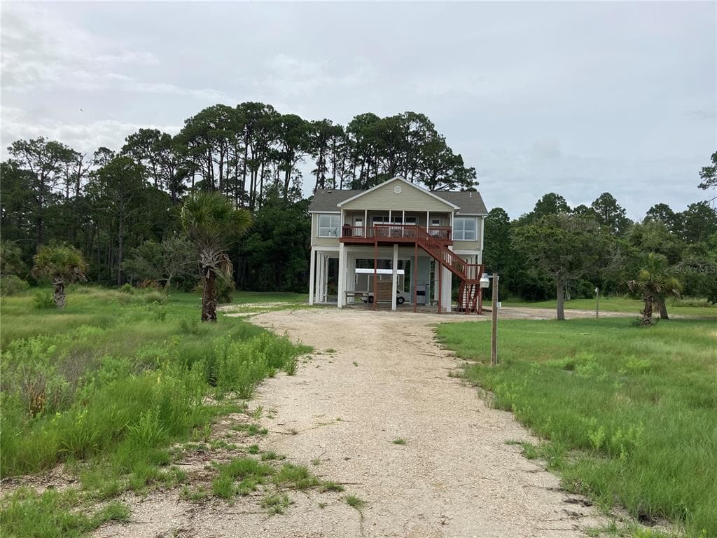 2676 HIGHWAY 98 E CARRABELLE, FL 32322
