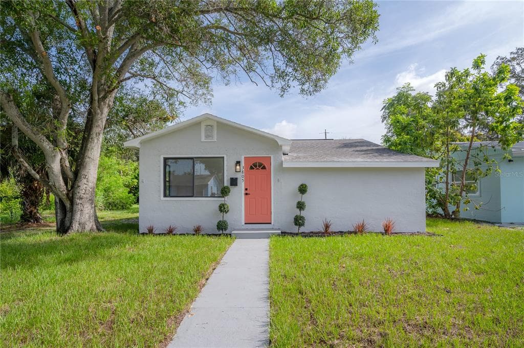 3805 14TH AVENUE S ST PETERSBURG, FL 33711