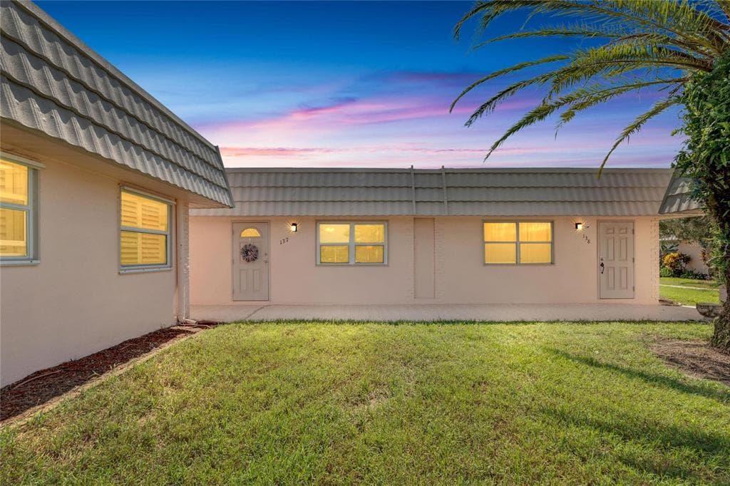 201 BEDFORD TRAIL UNIT 137 SUN CITY CENTER, FL 33573