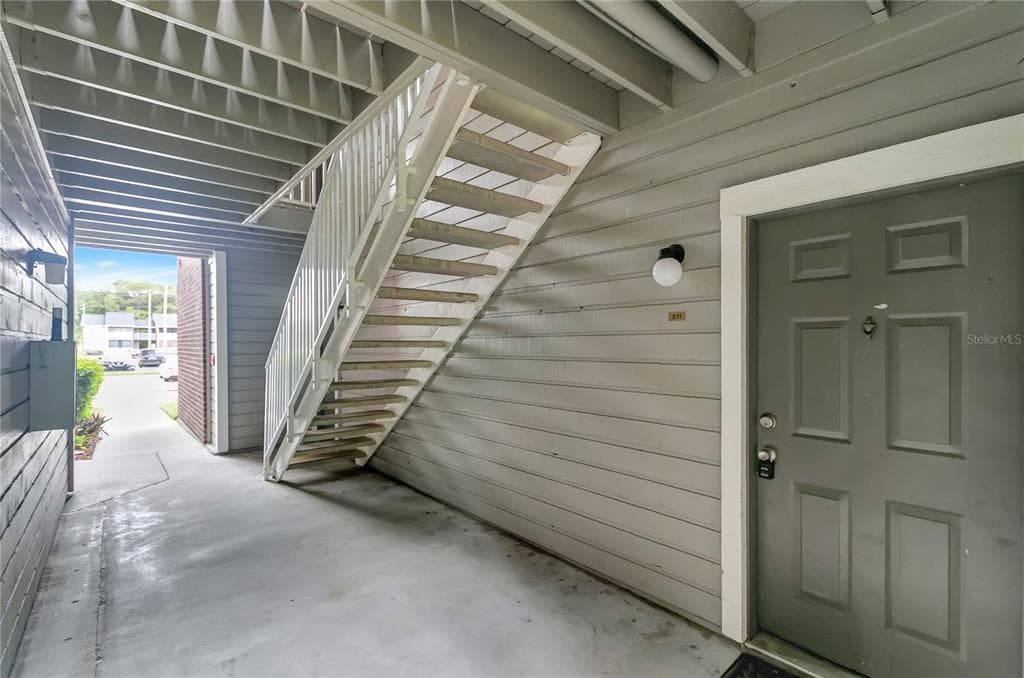 1400 GANDY BOULEVARD N UNIT 211 ST PETERSBURG, FL 33702