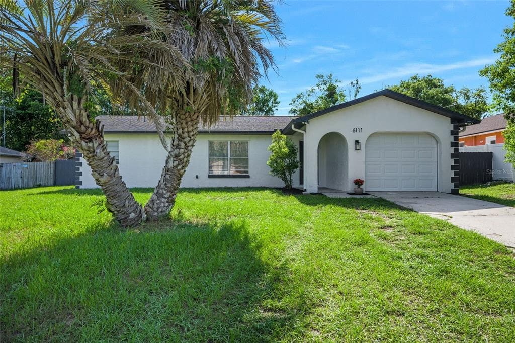 6111 BELSPRING AVENUE SPRING HILL, FL 34608