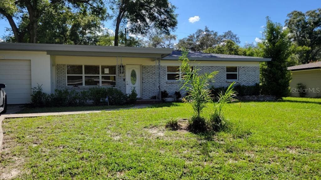 208 WOODBINE AVENUE TEMPLE TERRACE, FL 33617