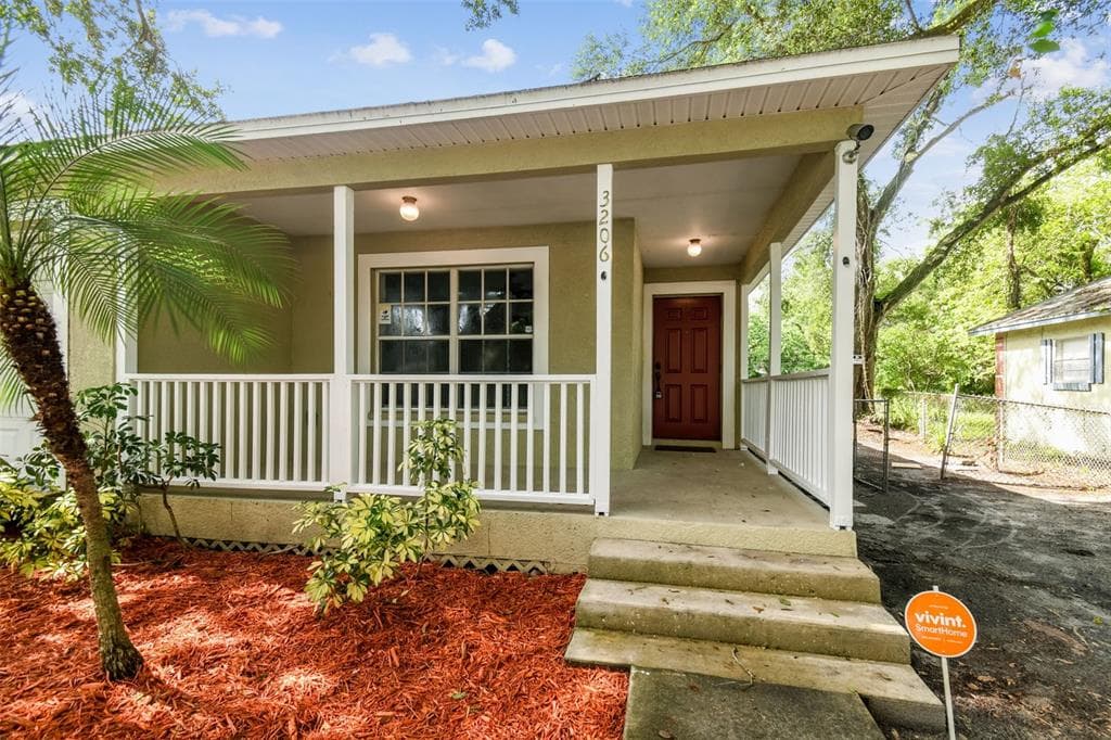 3206 E LOUISIANA AVENUE TAMPA, FL 33610