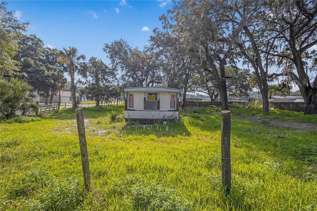 37008 PATCHOOSA AVENUE DADE CITY, FL 33523
