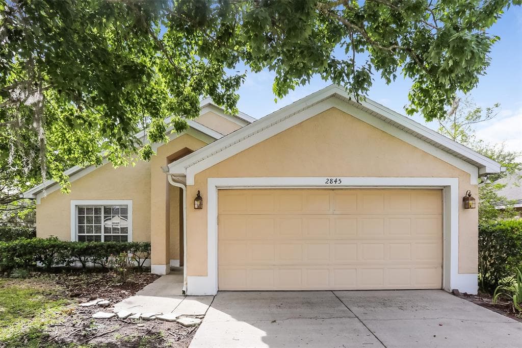 2845 OAK SHORE ROAD OVIEDO, FL 32766
