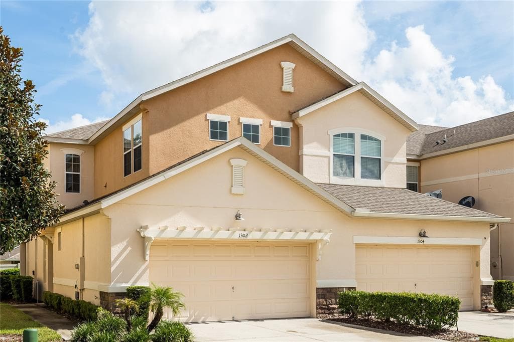 1302 GLENLEIGH DRIVE OCOEE, FL 34761