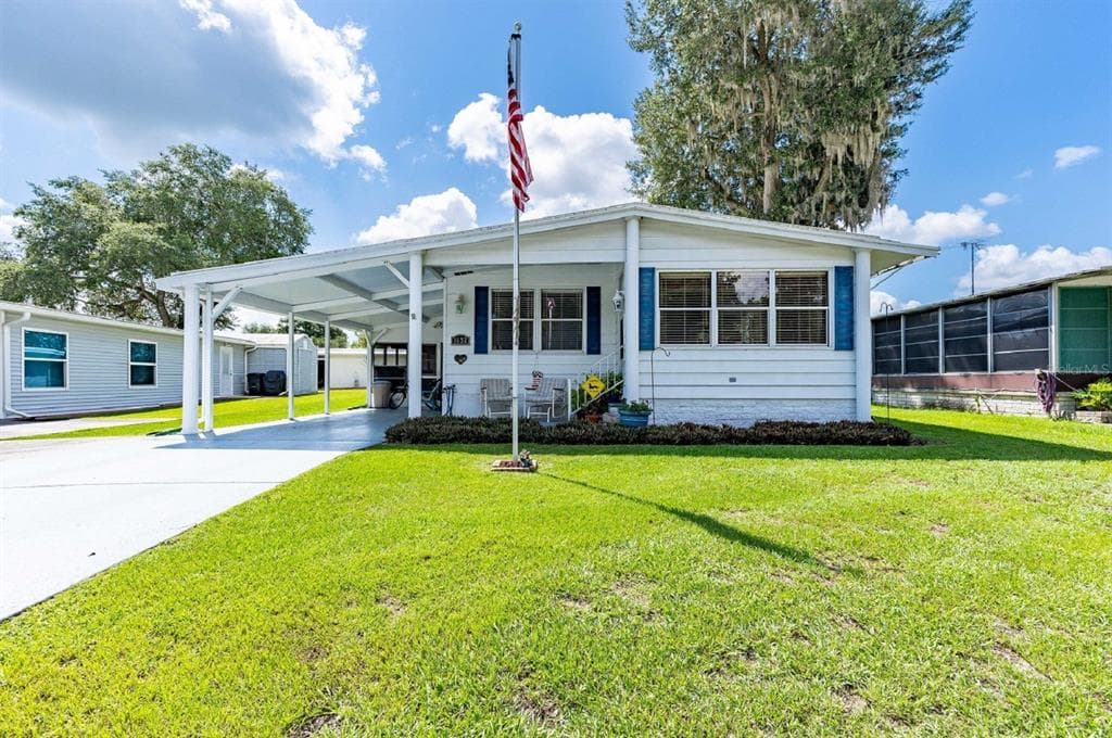 3652 MULLER DRIVE ZEPHYRHILLS, FL 33540