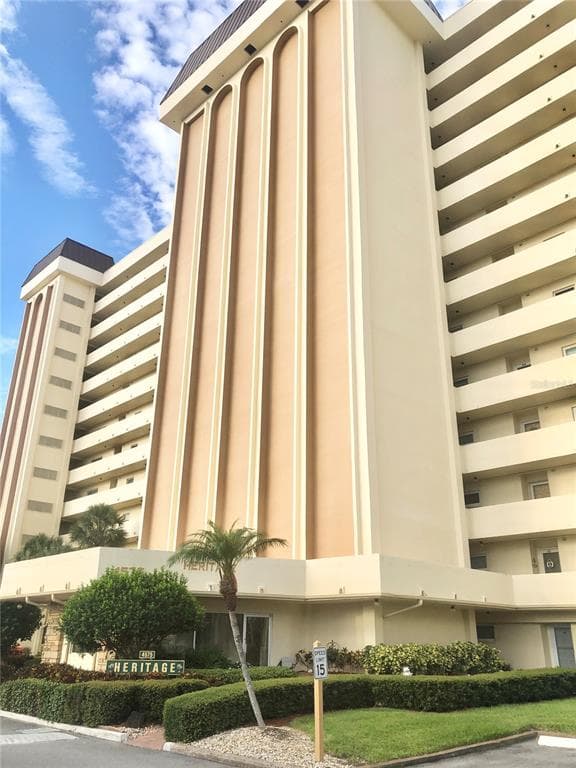 4575 COVE CIRCLE UNIT 702 ST PETERSBURG, FL 33708
