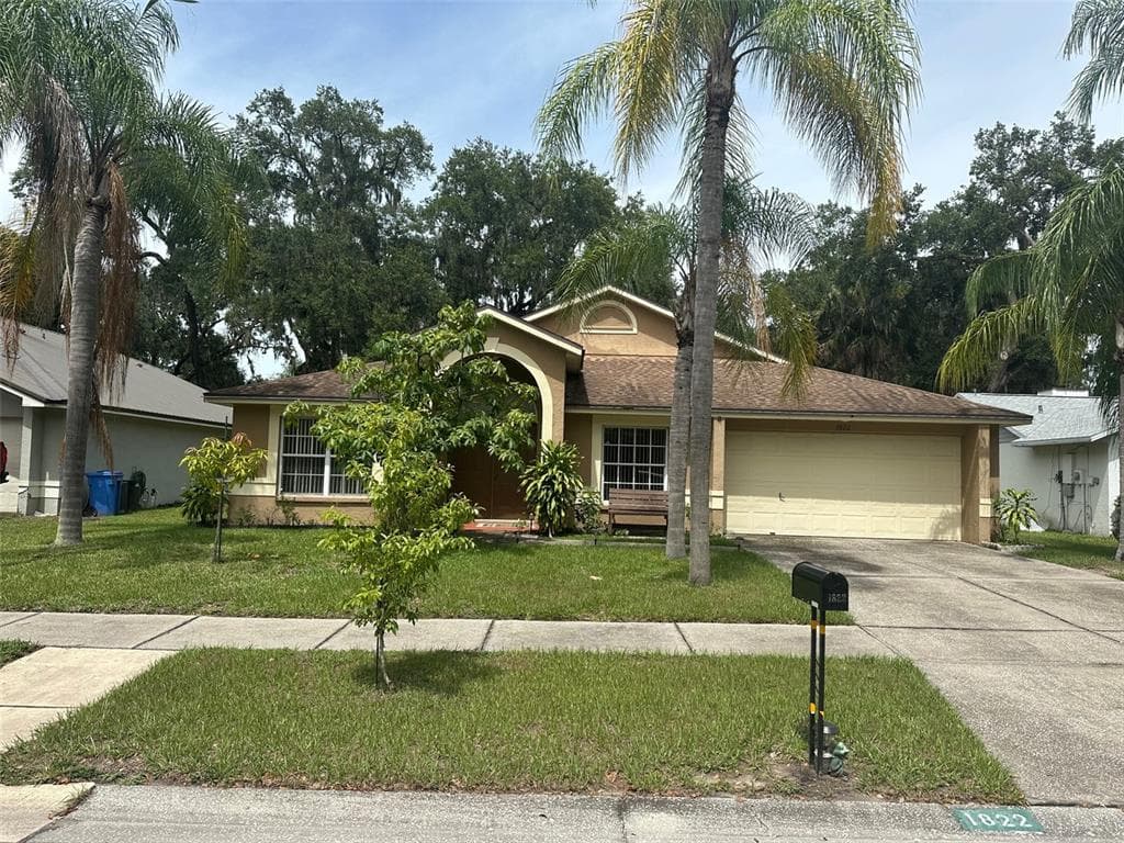 1822 STAYSAIL DRIVE VALRICO, FL 33594