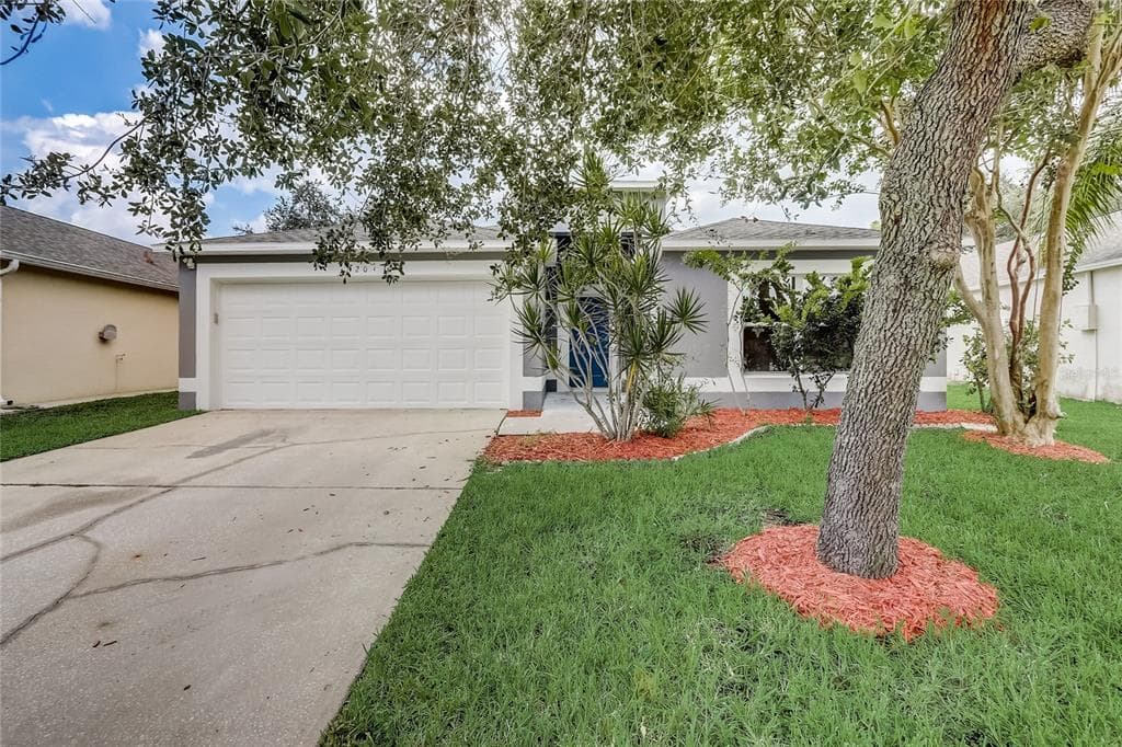 520 WICKHAM LAKES DRIVE MELBOURNE, FL 32940