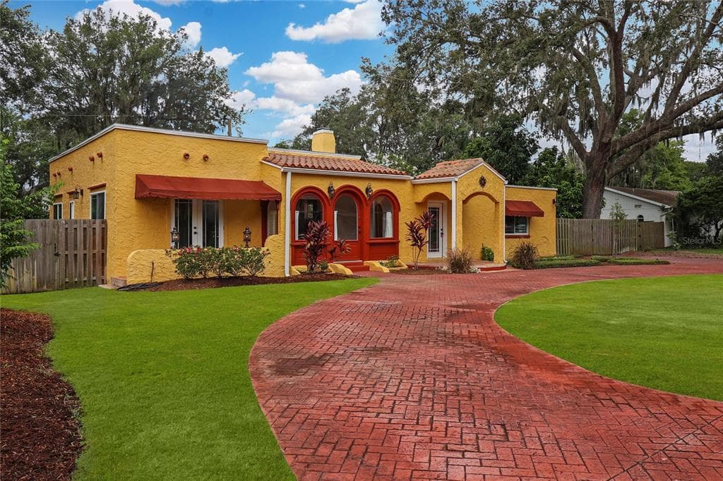 319 BELLE VIEW AVENUE TEMPLE TERRACE, FL 33617