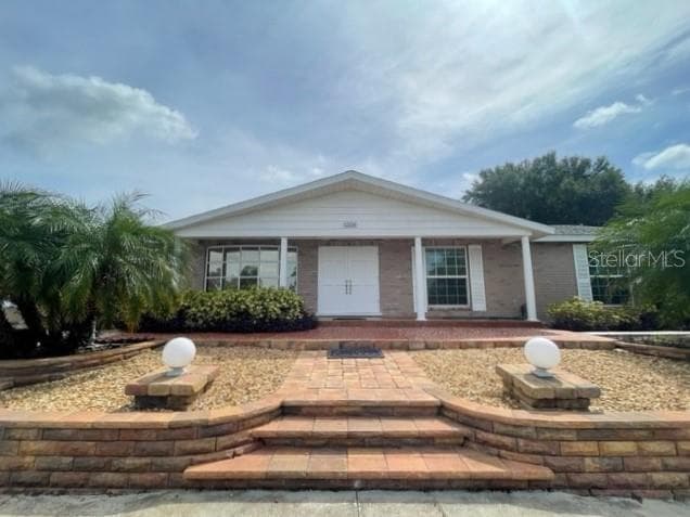 1326 LAKE ARIANA BOULEVARD AUBURNDALE, FL 33823