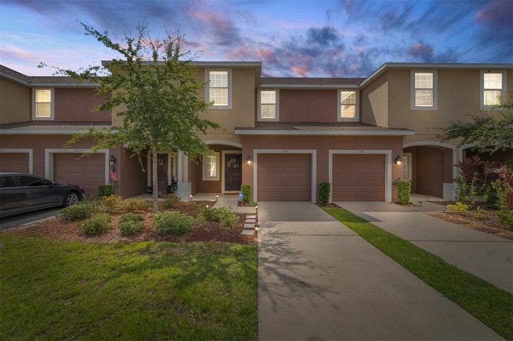 7051 WOODCHASE GLEN DRIVE RIVERVIEW, FL 33578