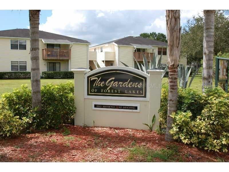 127 CAMPHOR CIRCLE UNIT D OLDSMAR, FL 34677