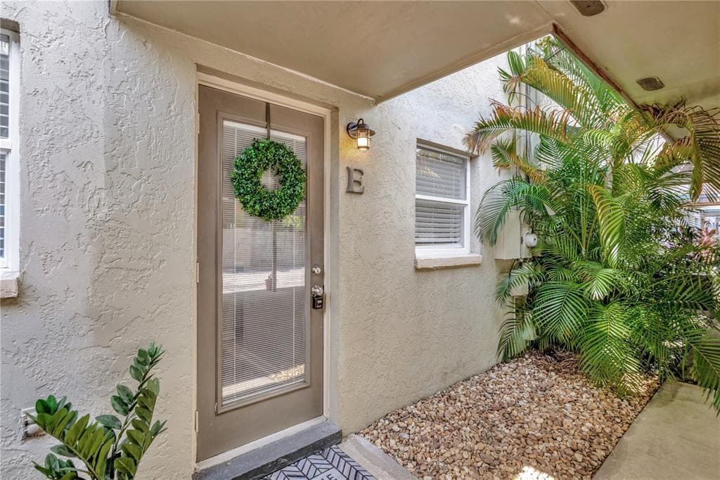 3421 S CARTER STREET UNIT E TAMPA, FL 33629