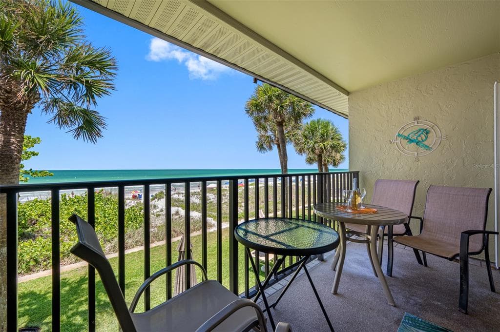60 GULF BOULEVARD UNIT 202 INDIAN ROCKS BEACH, FL 33785