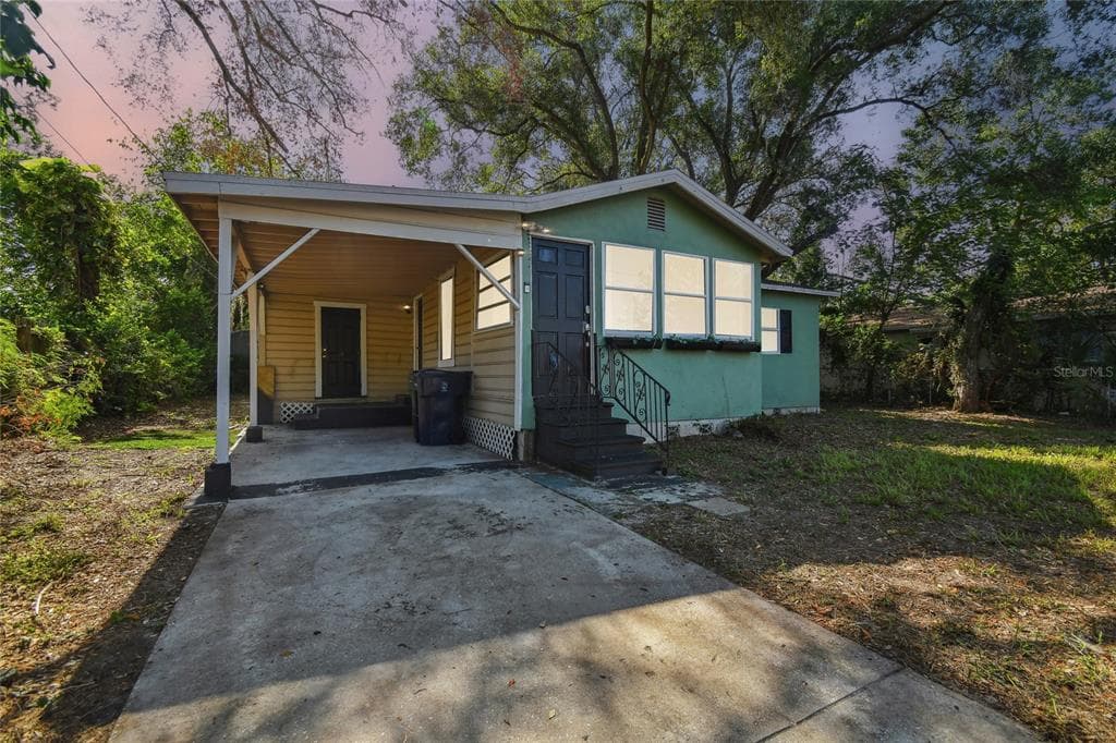 9803 N 10TH STREET TAMPA, FL 33612
