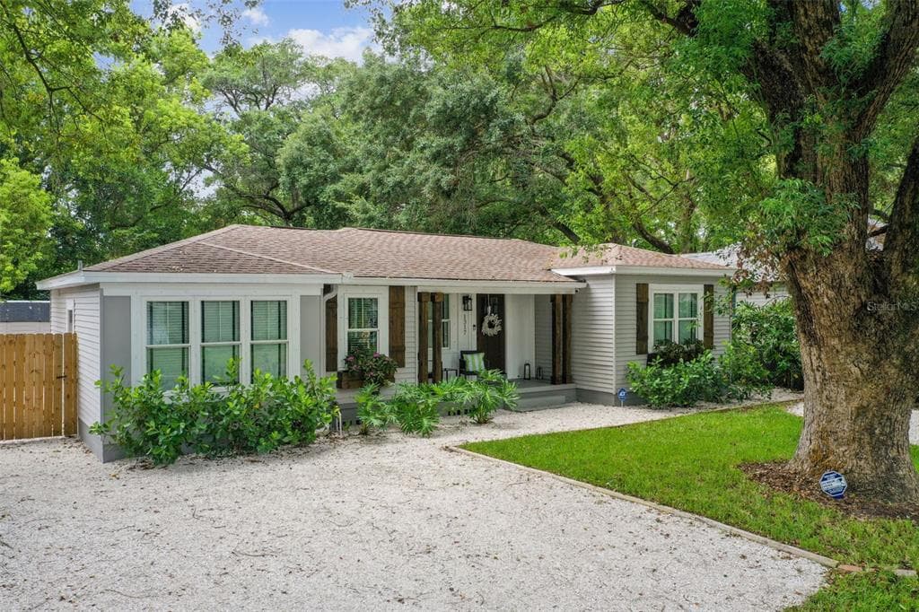 1317 E DIANA STREET TAMPA, FL 33604