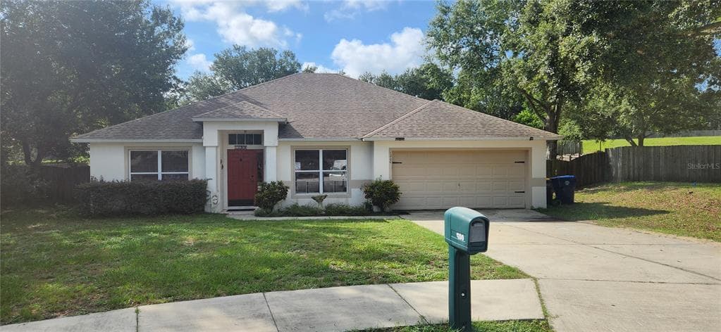 1200 OAK LEAF COURT MINNEOLA, FL 34715