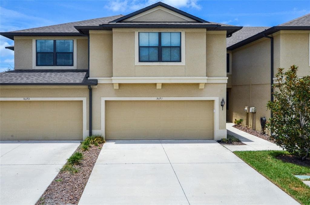 5171 BAY ISLE CIRCLE CLEARWATER, FL 33760