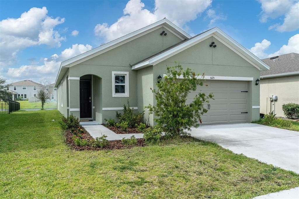 5125 JACKEL CHASE DRIVE WIMAUMA, FL 33598