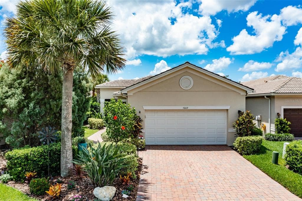 5009 INDIAN SHORES PLACE WIMAUMA, FL 33598