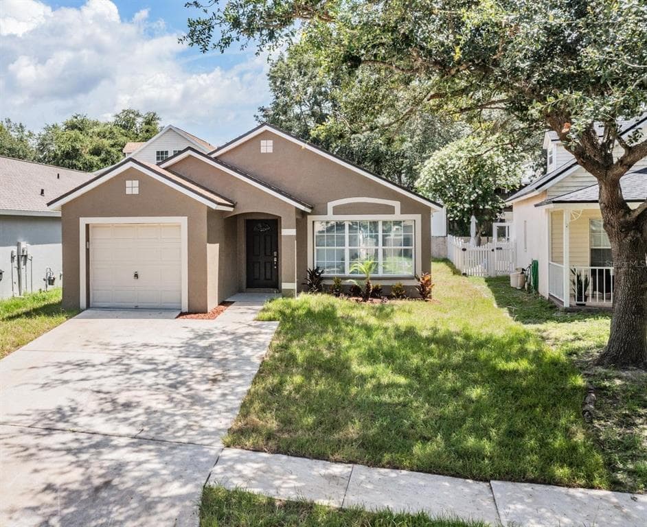 625 CAPE COD CIRCLE VALRICO, FL 33594
