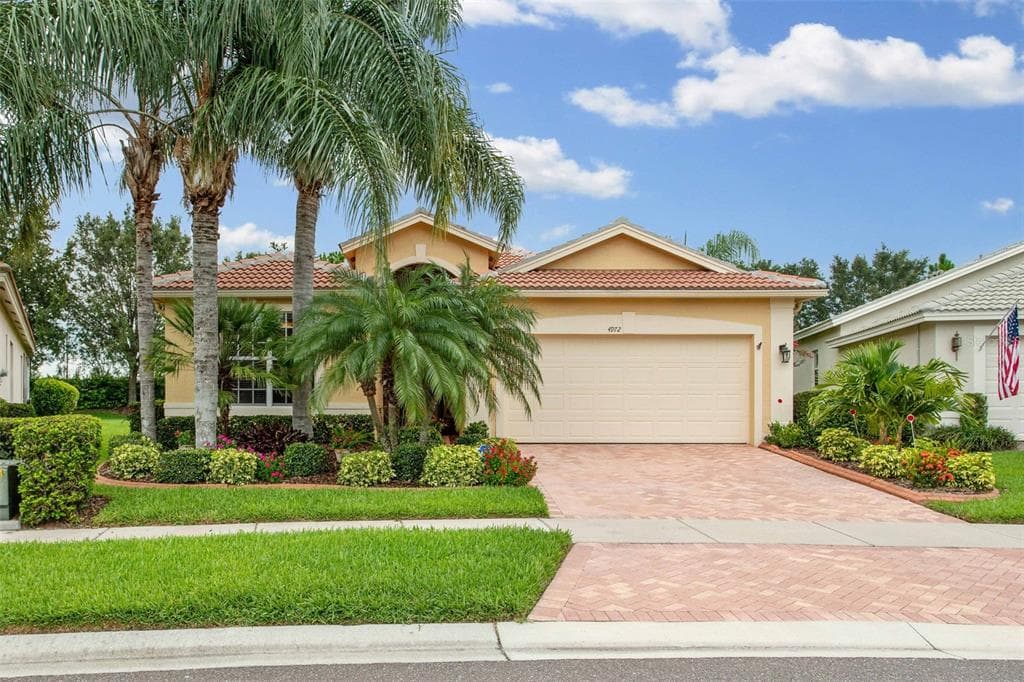 4972 SANDY BROOK CIRCLE WIMAUMA, FL 33598